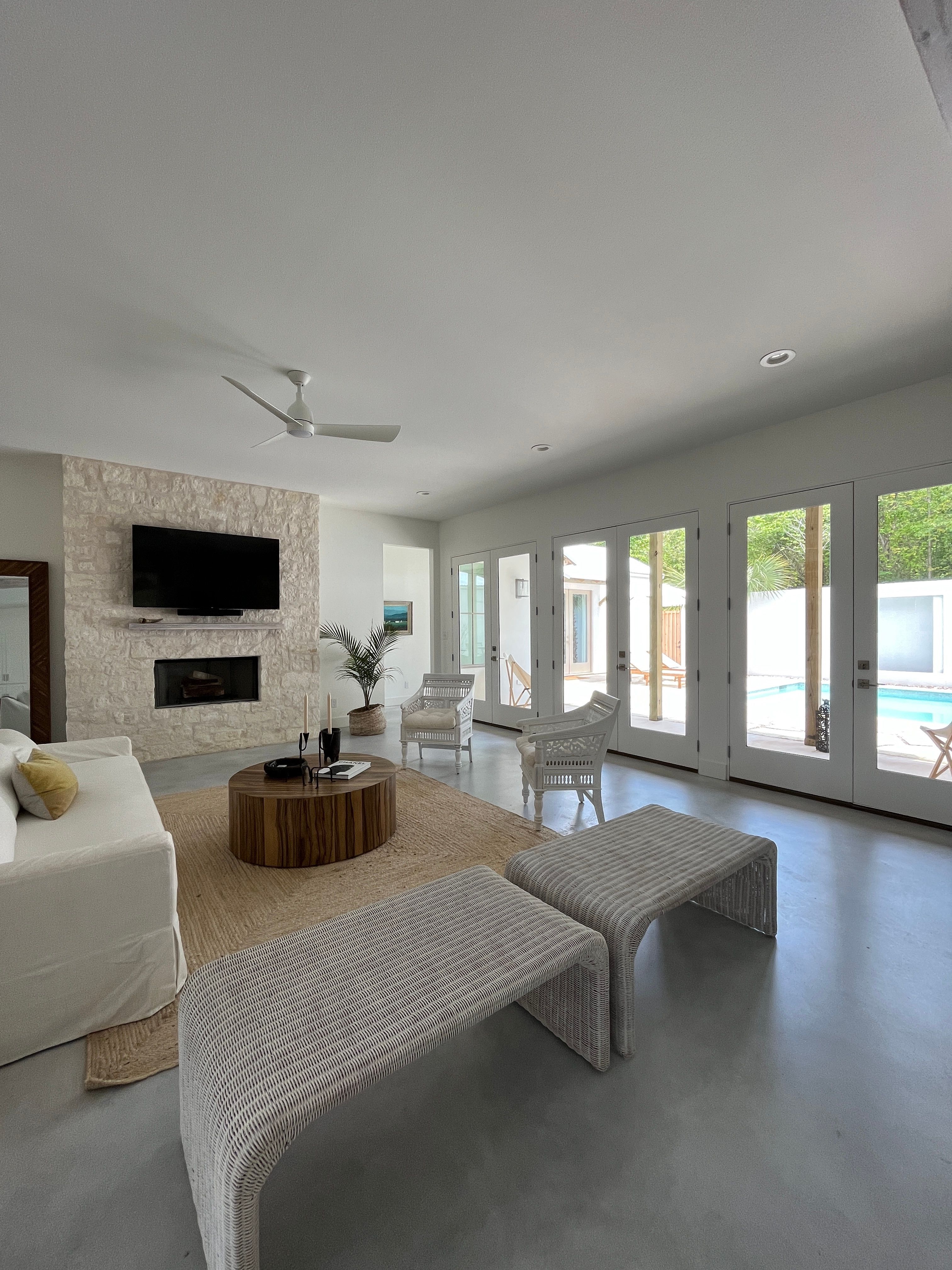 Living room with pool view